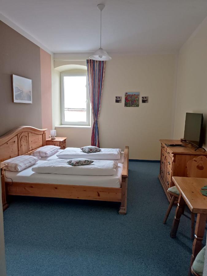 Garni Hotel Post Weißenstadt Exteriör bild