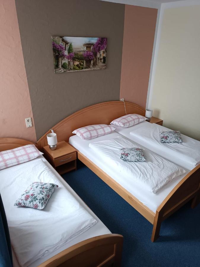 Garni Hotel Post Weißenstadt Exteriör bild