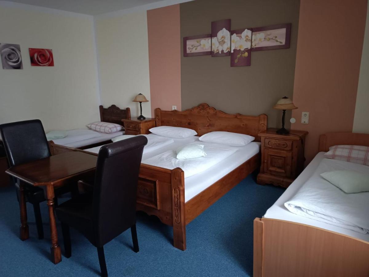 Garni Hotel Post Weißenstadt Exteriör bild