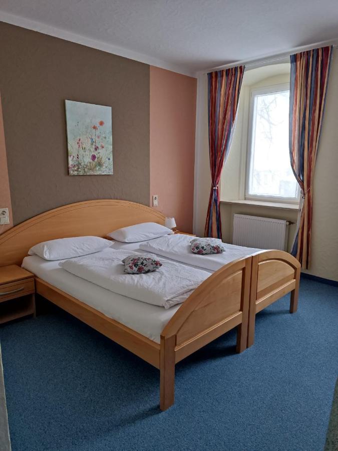 Garni Hotel Post Weißenstadt Exteriör bild