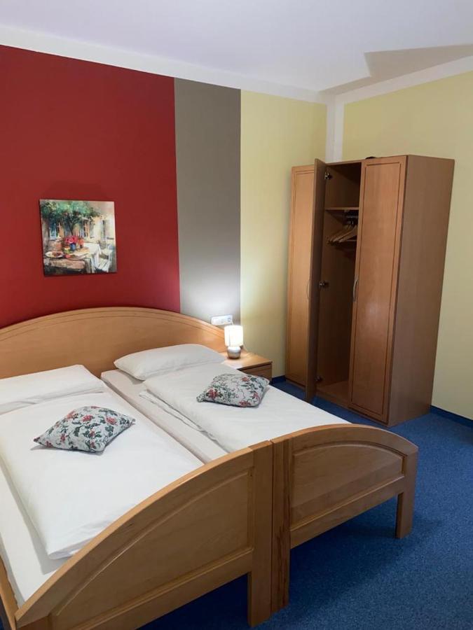 Garni Hotel Post Weißenstadt Exteriör bild